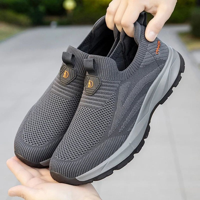 OrthoWalk - Slip-On Stickade Sneakers